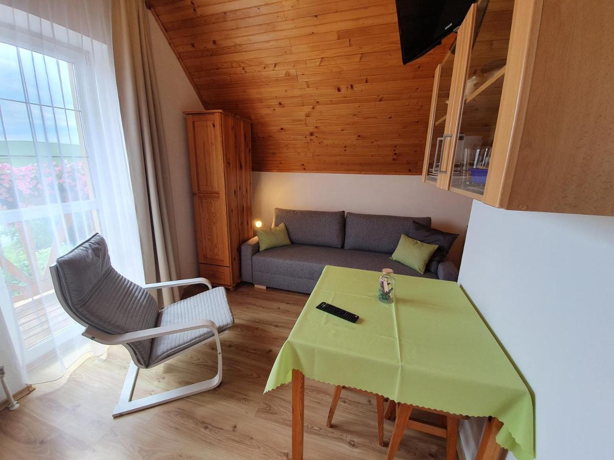 Appartement Zlty Dom Vrbov Extérieur photo