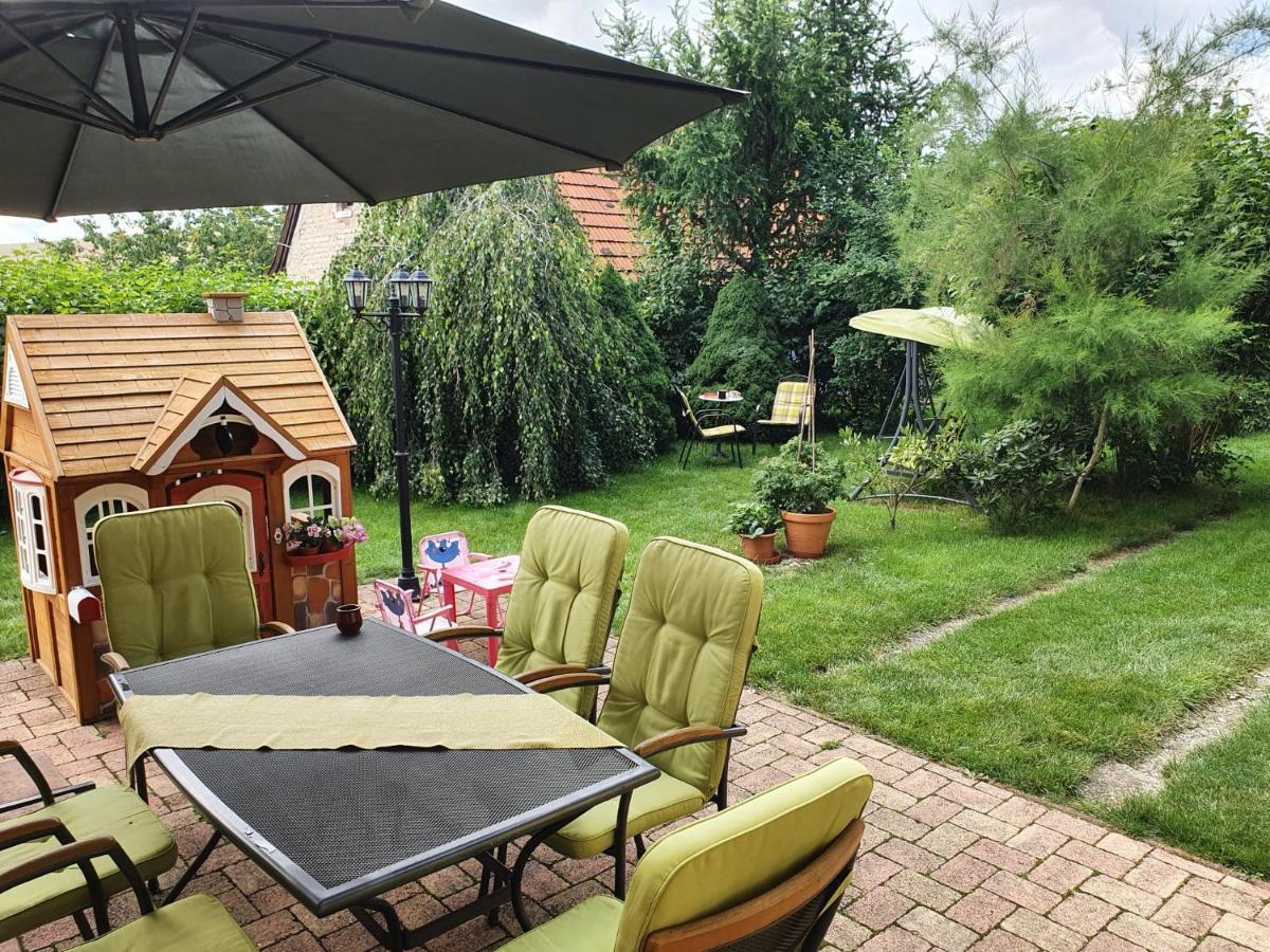 Appartement Zlty Dom Vrbov Extérieur photo