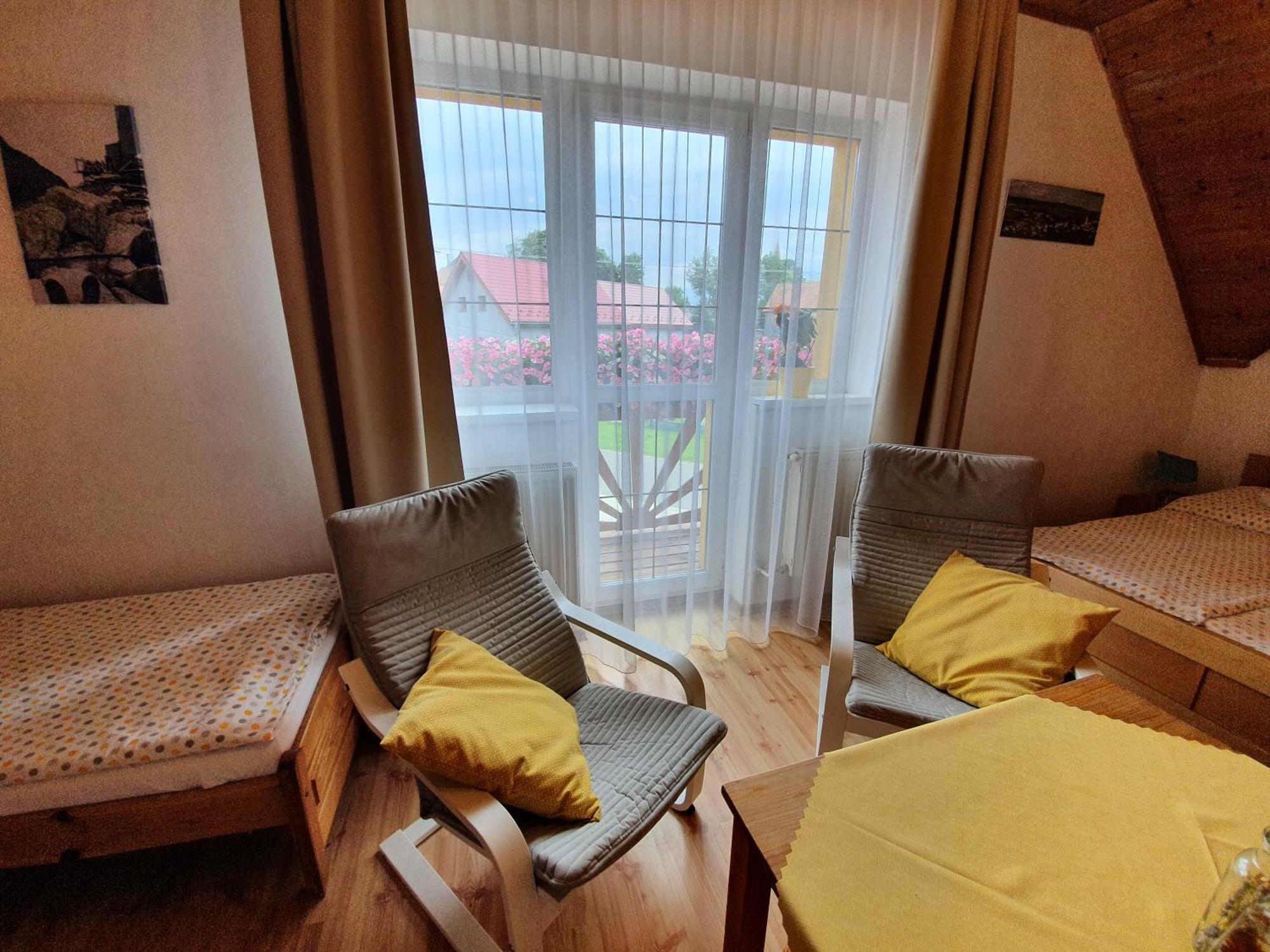 Appartement Zlty Dom Vrbov Extérieur photo
