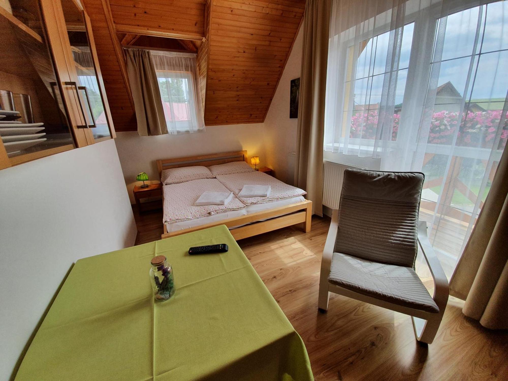 Appartement Zlty Dom Vrbov Extérieur photo