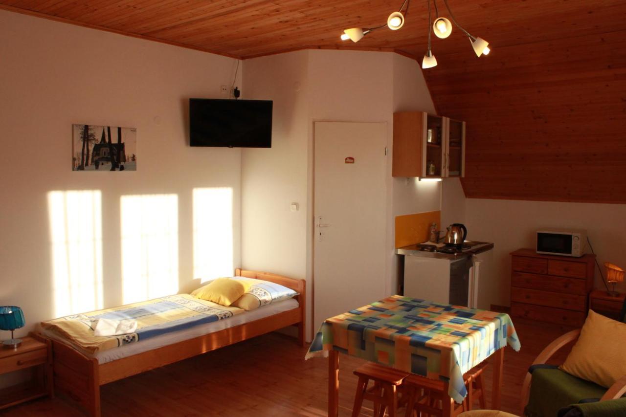 Appartement Zlty Dom Vrbov Extérieur photo