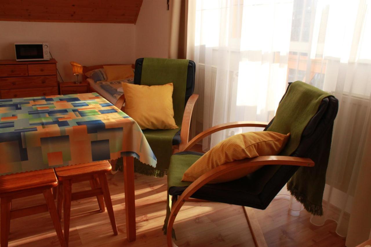 Appartement Zlty Dom Vrbov Extérieur photo