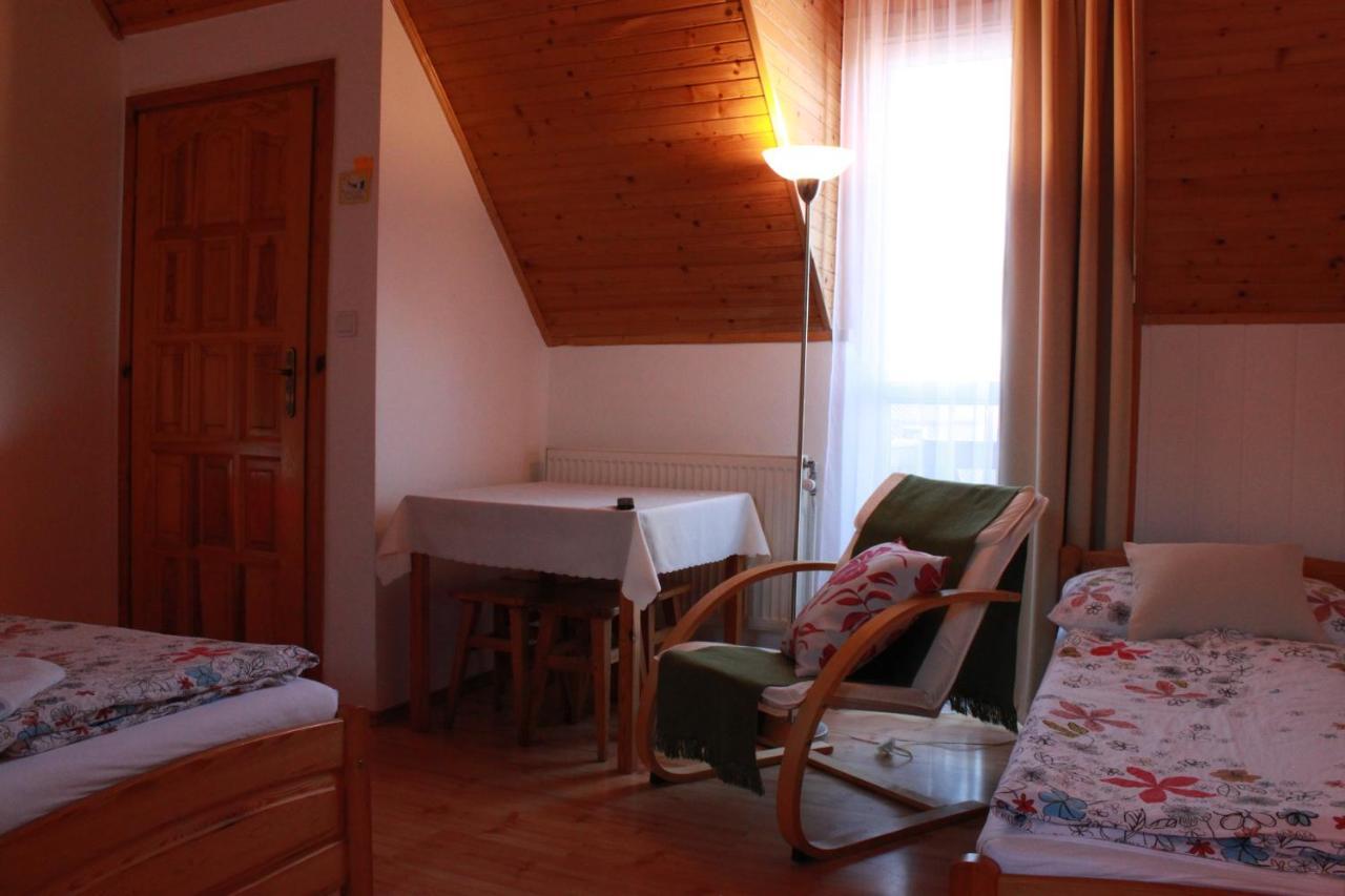 Appartement Zlty Dom Vrbov Extérieur photo