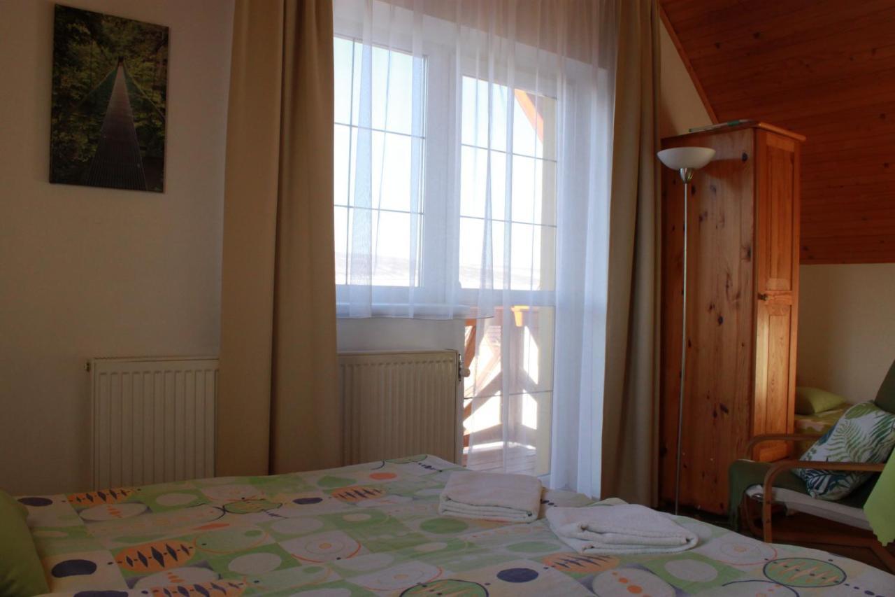 Appartement Zlty Dom Vrbov Extérieur photo